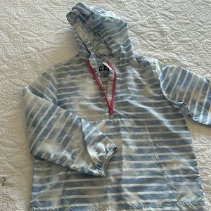 Gap Girls shell raincoat. Never worn perfect condition. Size XL